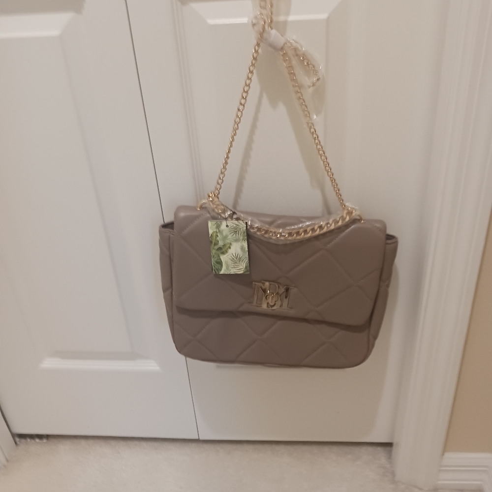 NWT Badgley Mischka Taupe Quilted Women's Bag